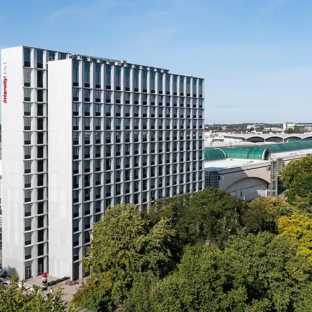 Intercityhotel Hamburg Dammtor-3